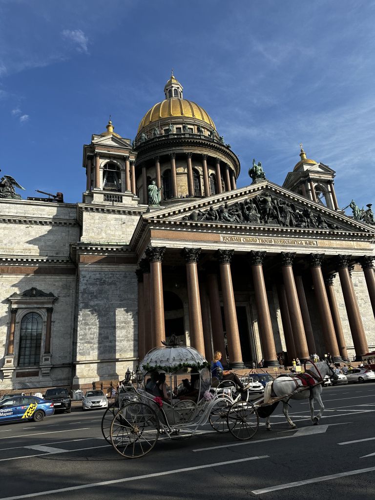 Исаакиевский собор в Санкт-Петербурге