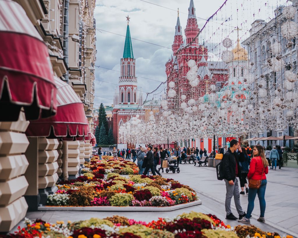 Никольская улица в Москве.jpg