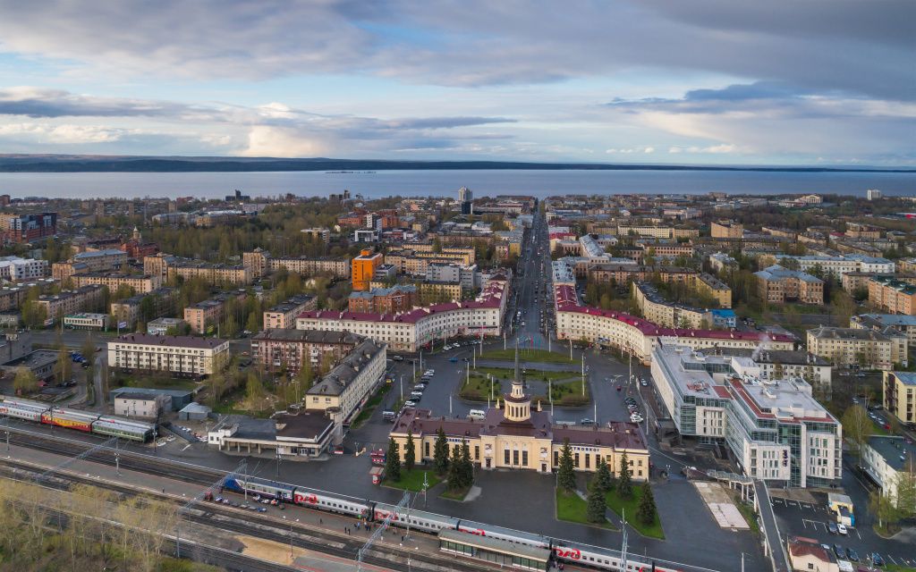 Петрозаводск с высоты птичьего полета.